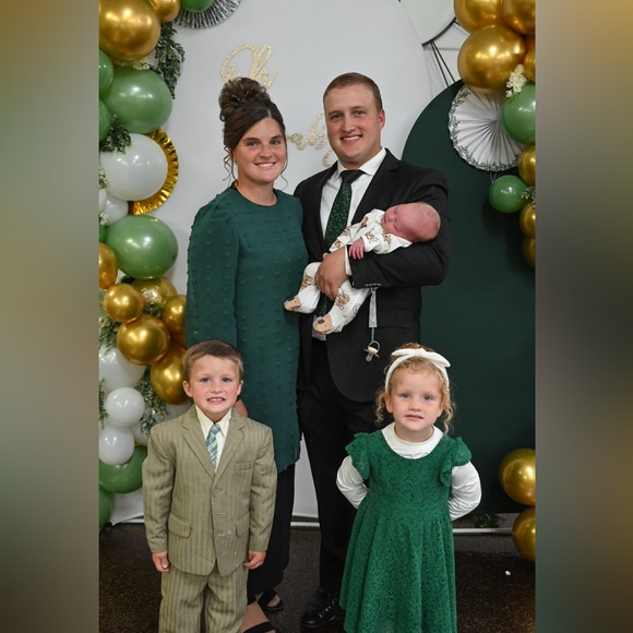 Meet your Posher, Krista - Picture 1 of 16